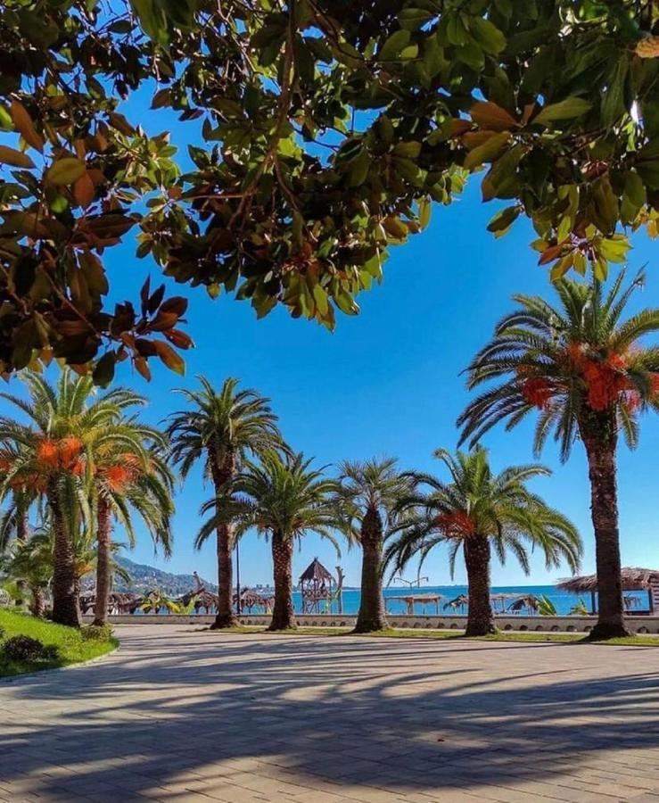 Calipso Sea Hotel Gagra Extérieur photo