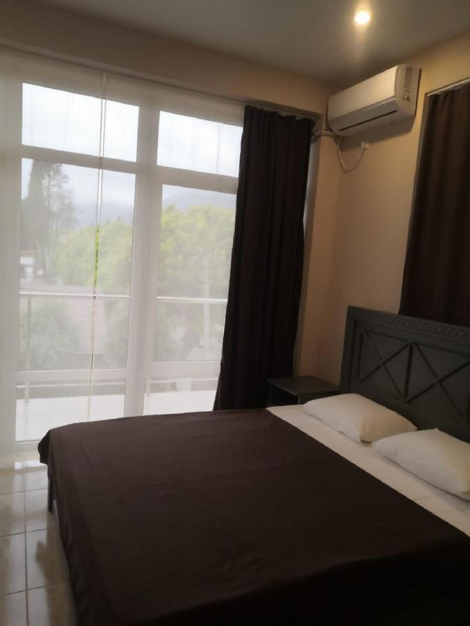 Calipso Sea Hotel Gagra Extérieur photo