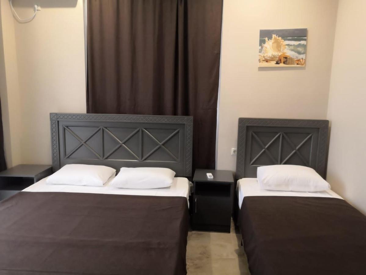 Calipso Sea Hotel Gagra Extérieur photo